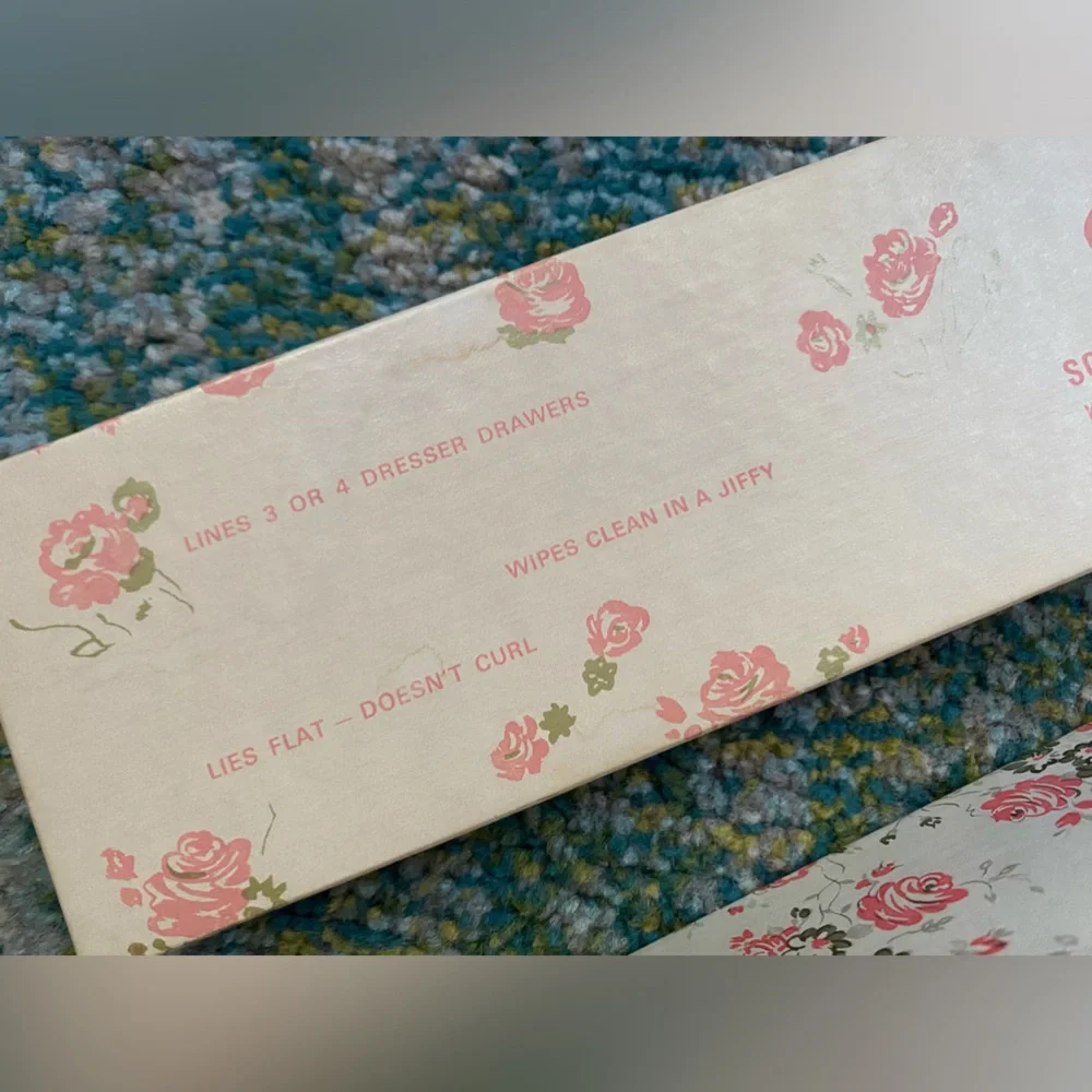 Vintage Polyfab scented blue floral drawer liner